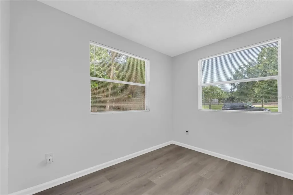 4421 11th Avenue S St Petersburg FL 33711