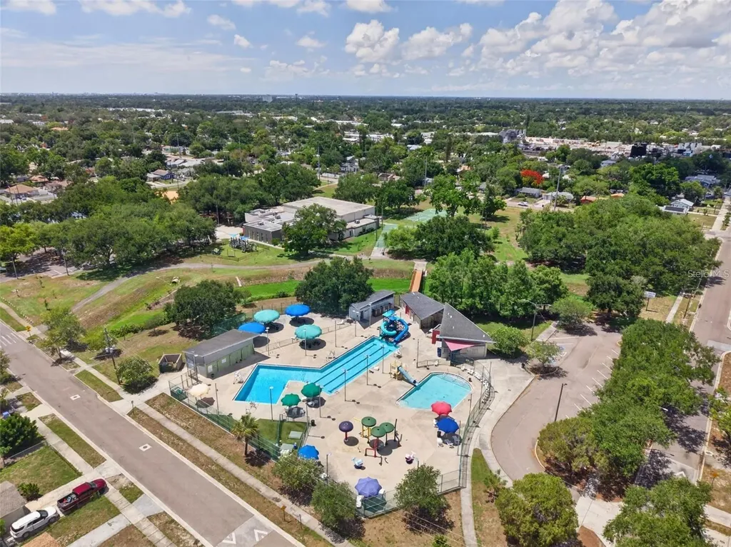 4421 11th Avenue S St Petersburg FL 33711