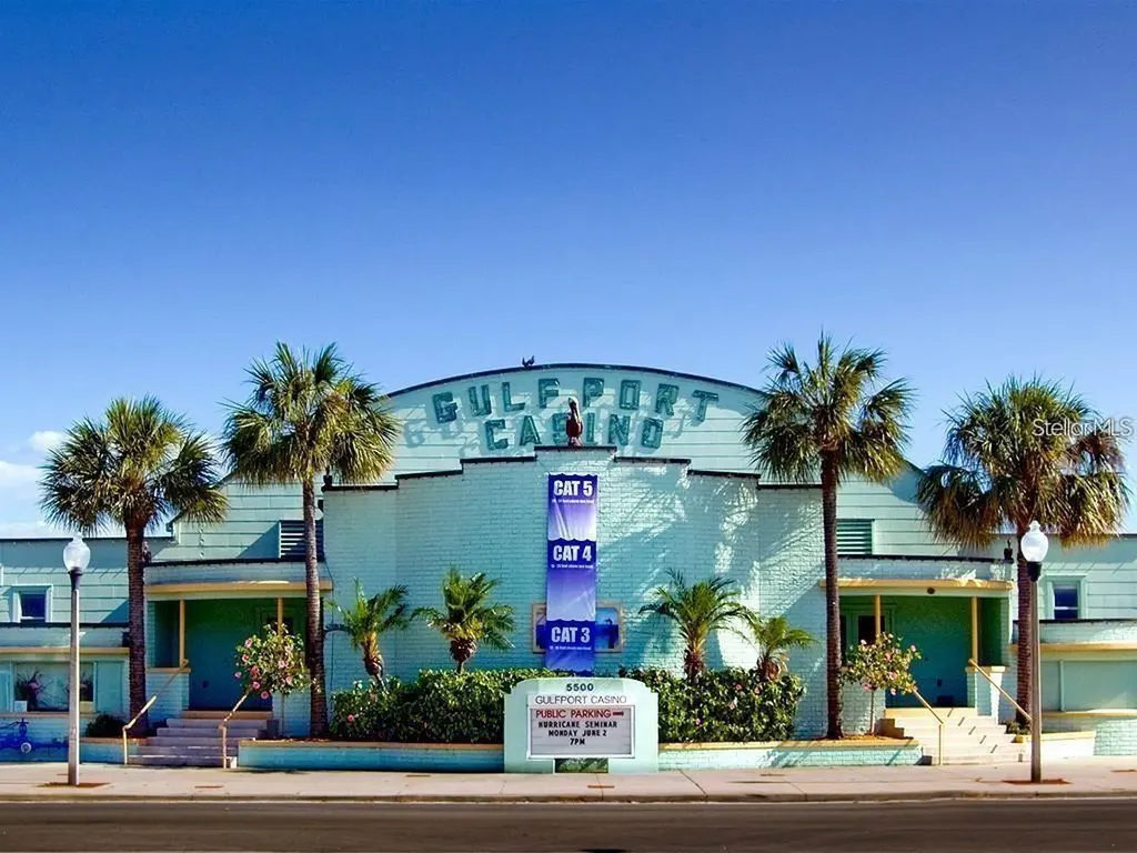 4421 11th Avenue S St Petersburg FL 33711