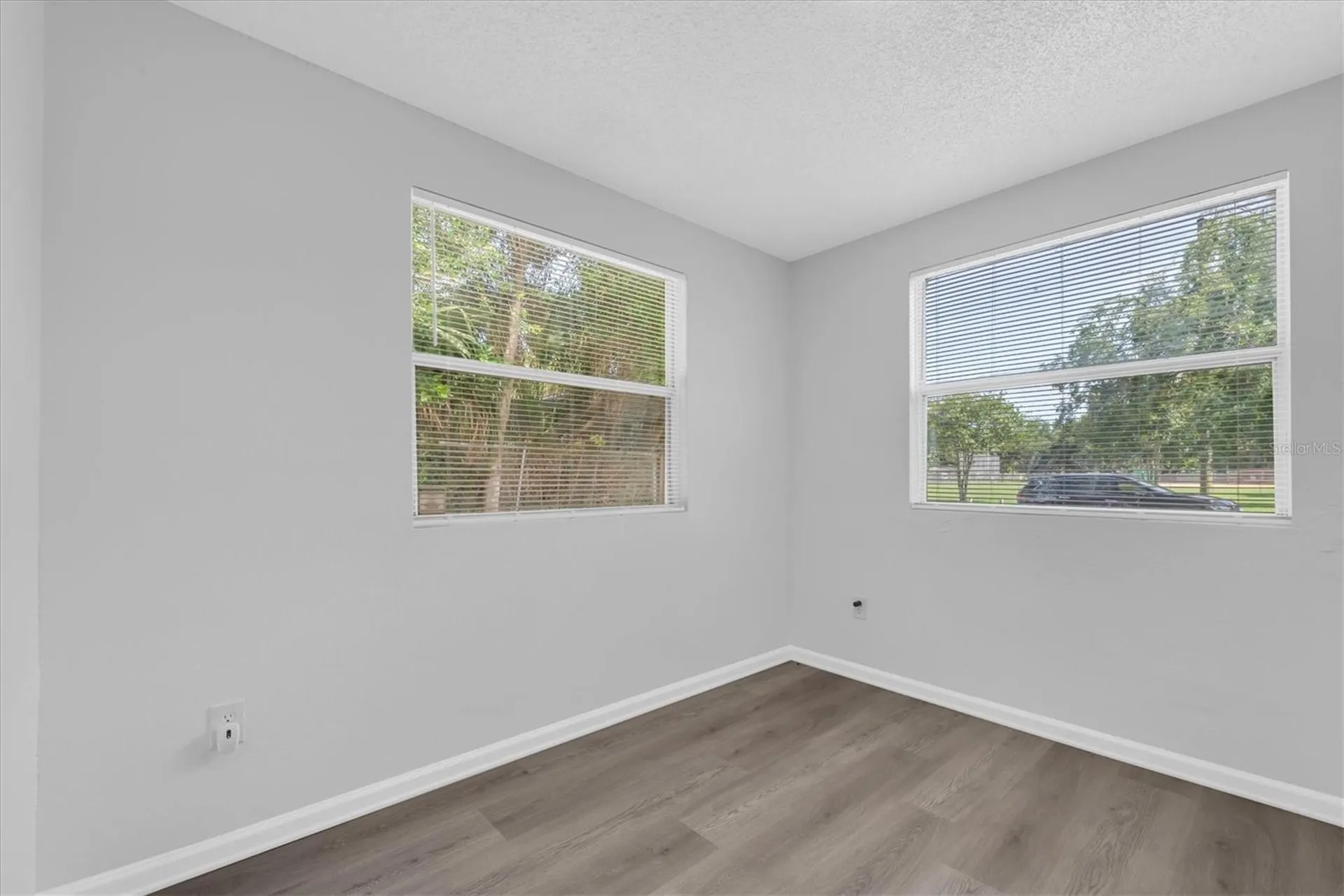 4421 11th Avenue S St Petersburg FL 33711