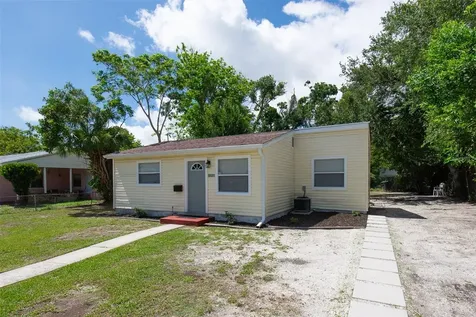 4421 11th Avenue S St Petersburg FL 33711
