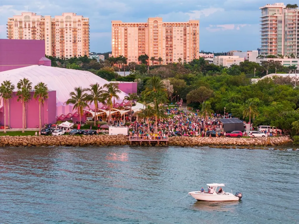 988 Blvd Of The Arts Sarasota FL 34236