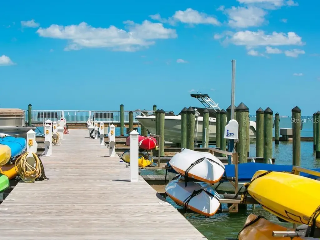 988 Blvd Of The Arts Sarasota FL 34236