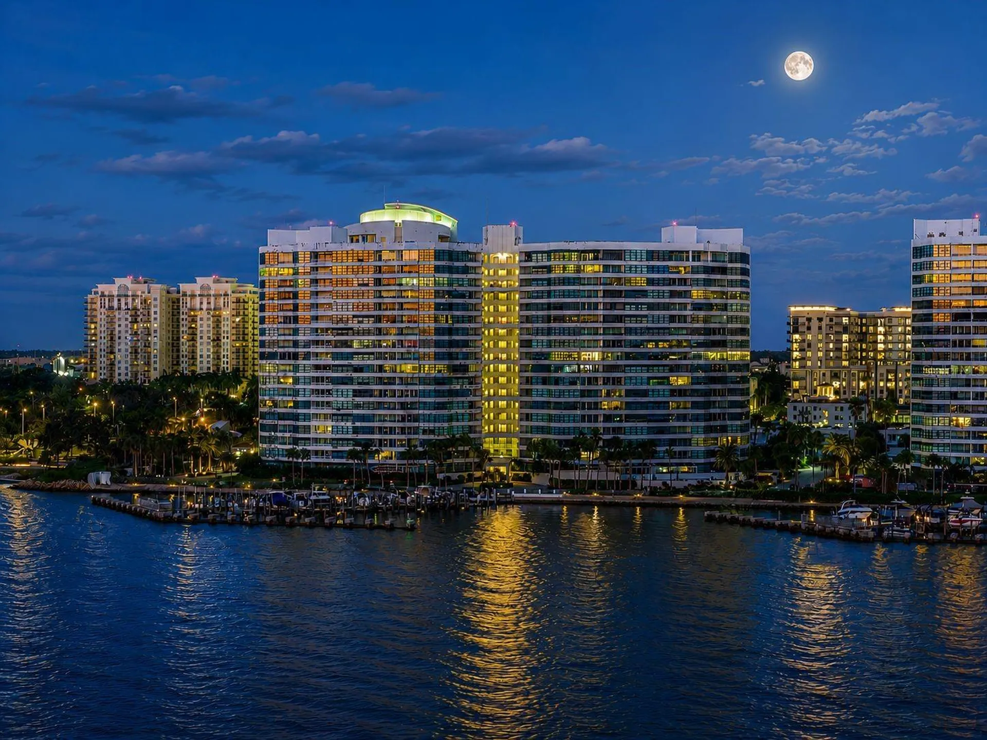 988 Blvd Of The Arts Sarasota FL 34236