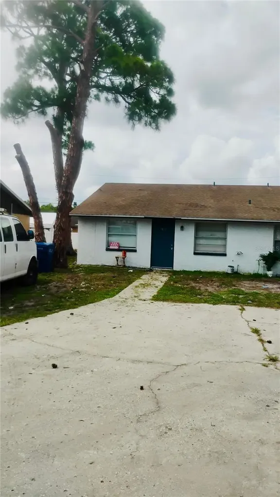 1011 57th Avenue Terrace E Bradenton FL 34203