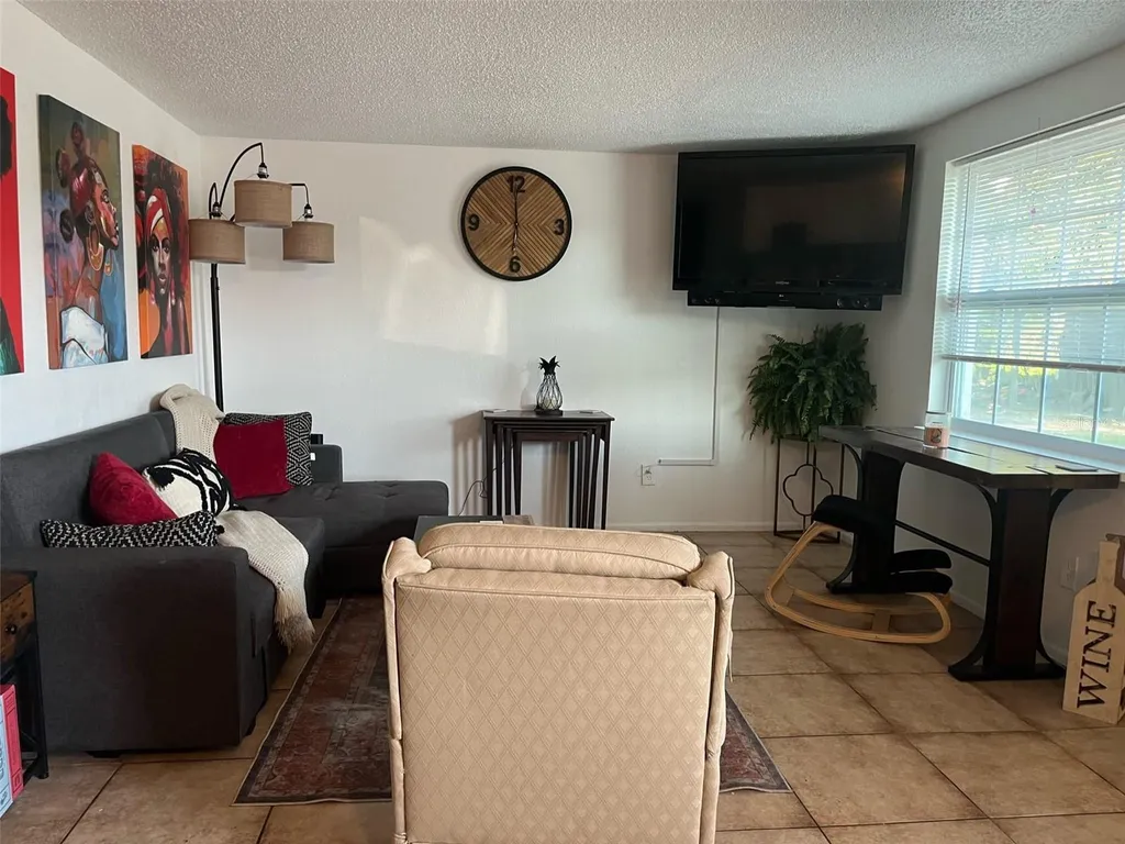 1011 57th Avenue Terrace E Bradenton FL 34203