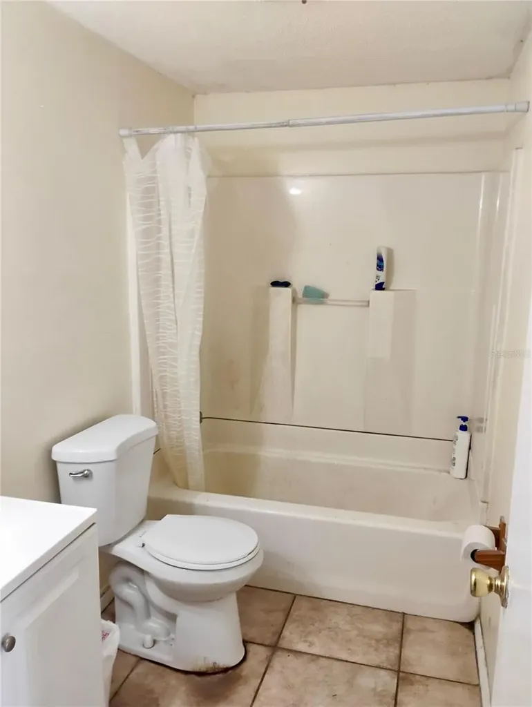 1011 57th Avenue Terrace E Bradenton FL 34203