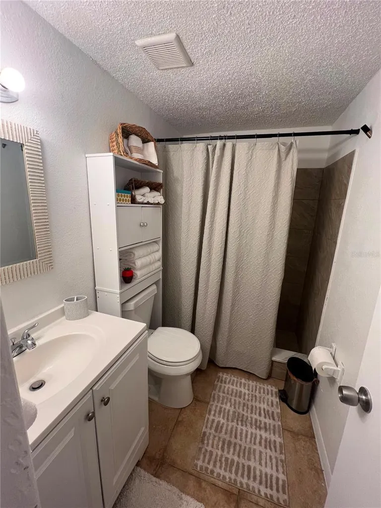 1011 57th Avenue Terrace E Bradenton FL 34203