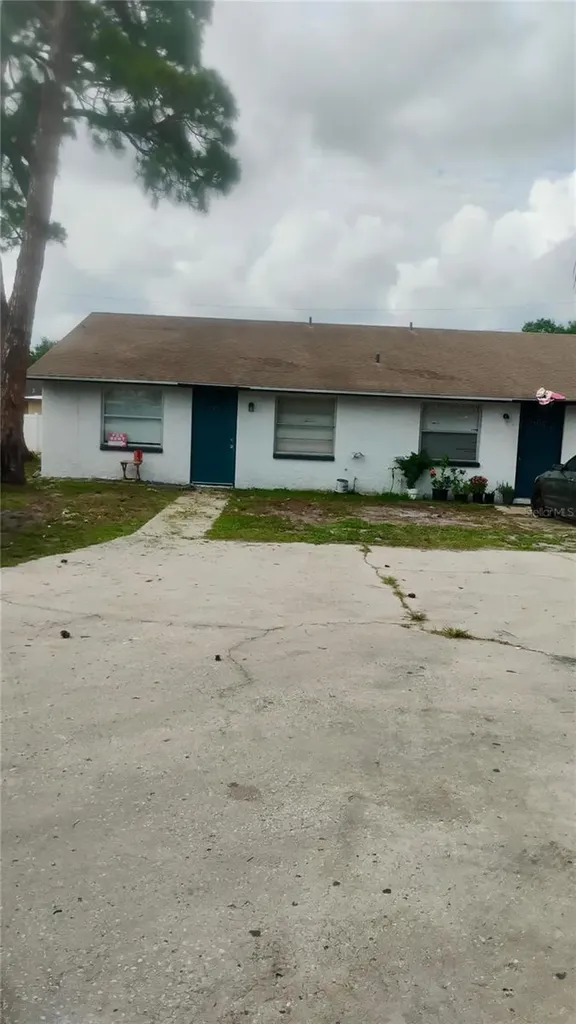 1011 57th Avenue Terrace E Bradenton FL 34203