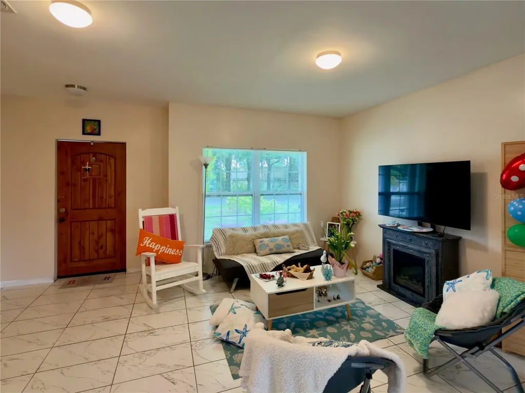 402 E Maple Street Winter Garden FL 34787