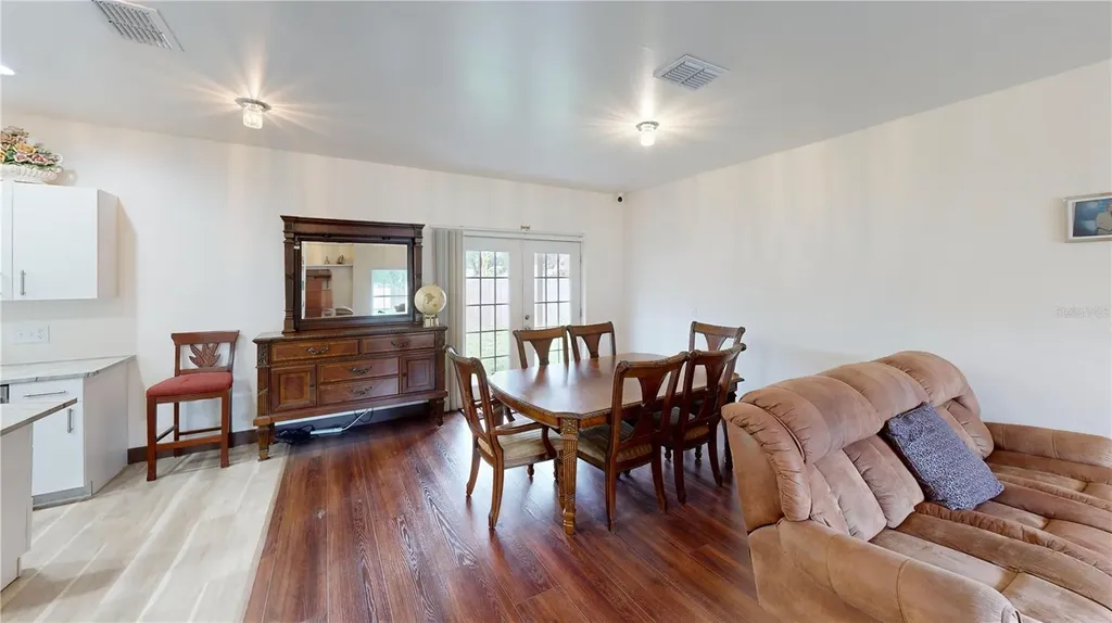 402 E Maple Street Winter Garden FL 34787