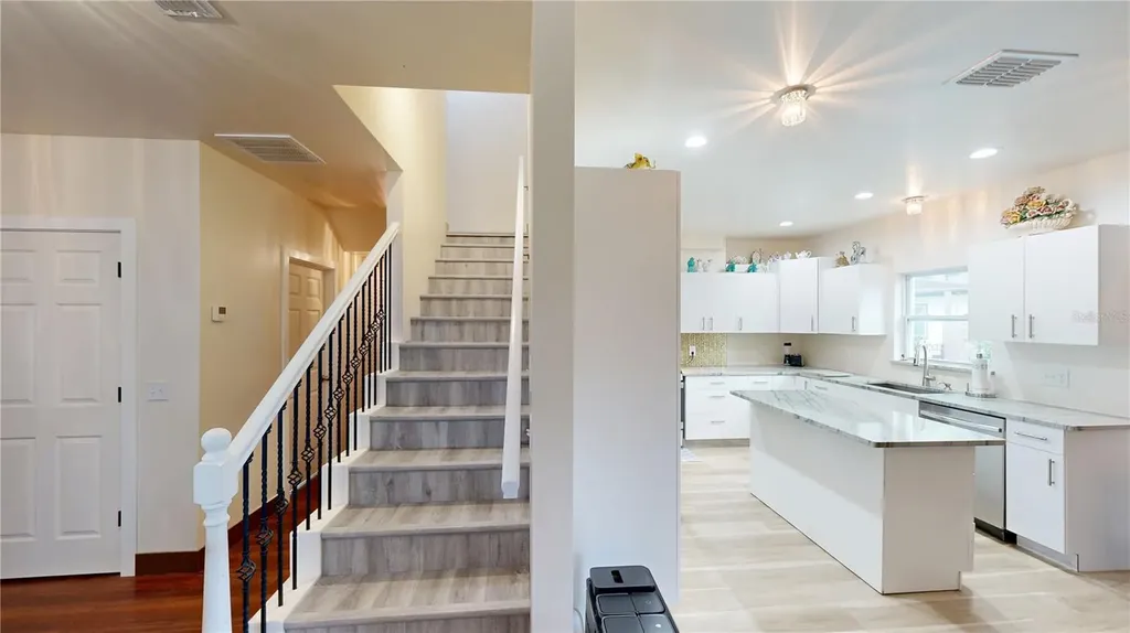 402 E Maple Street Winter Garden FL 34787