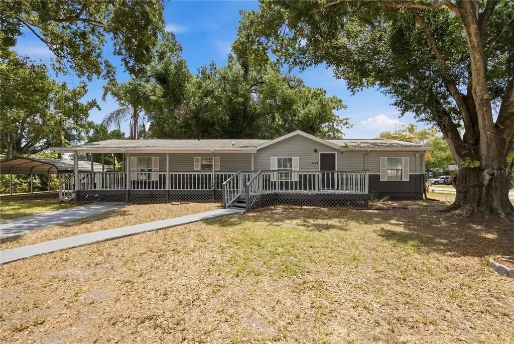 5203 N Mendenhall Drive Tampa FL 33603