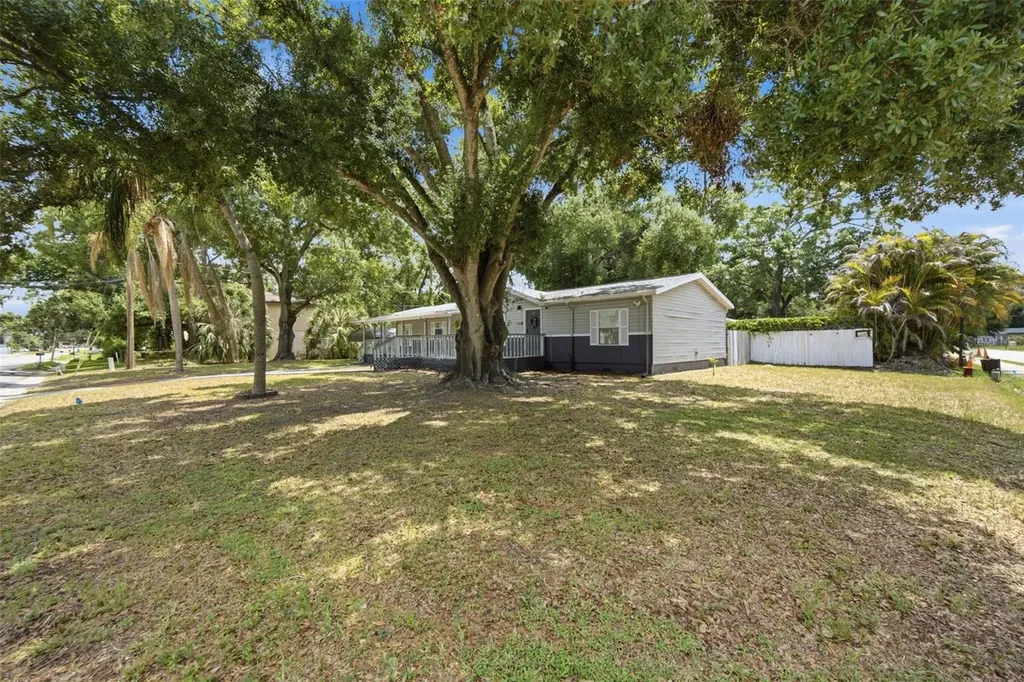 5203 N Mendenhall Drive Tampa FL 33603