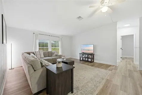5203 N Mendenhall Drive Tampa FL 33603
