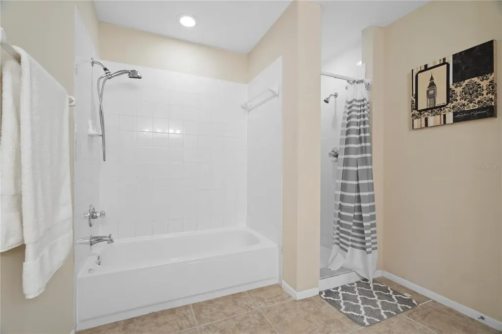 39784 Meadowood Loop Zephyrhills FL 33542