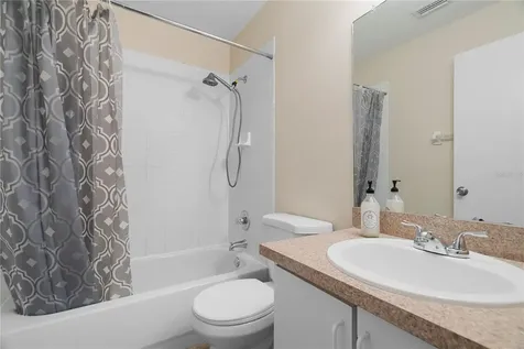 39784 Meadowood Loop Zephyrhills FL 33542