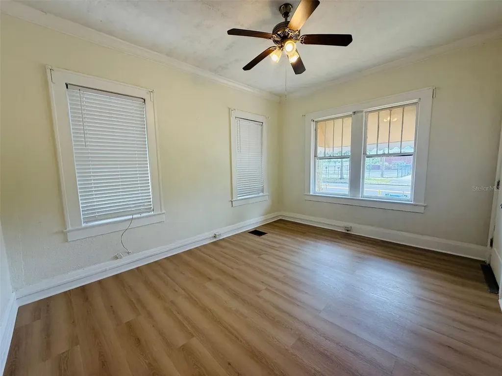 4905 N Central Avenue Tampa FL 33603