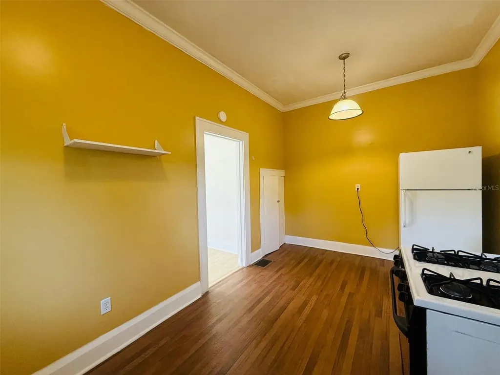 4905 N Central Avenue Tampa FL 33603
