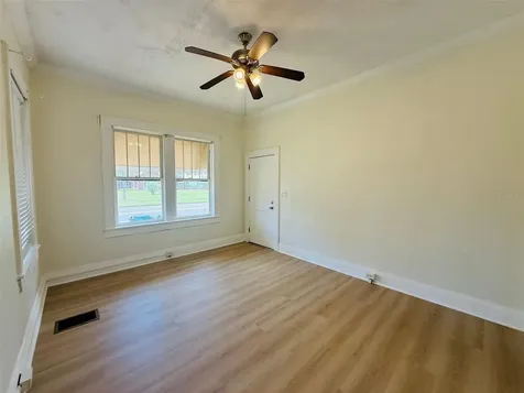 4905 N Central Avenue Tampa FL 33603
