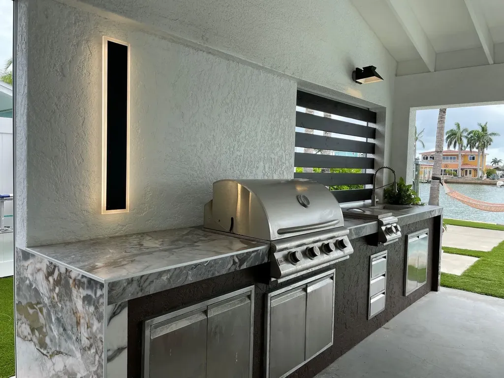 11180 9th Street E Treasure Island FL 33706