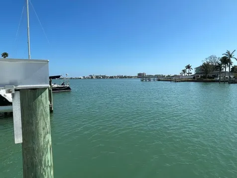 11180 9th Street E Treasure Island FL 33706