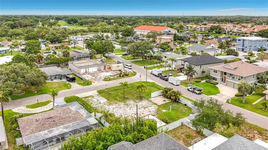 2464 Del Rio Way Dunedin FL 34698
