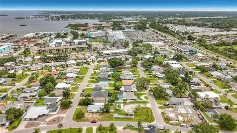 2464 Del Rio Way Dunedin FL 34698
