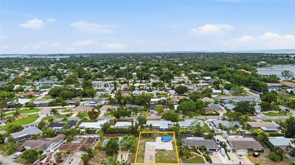 1308 62nd Street NW Bradenton FL 34209