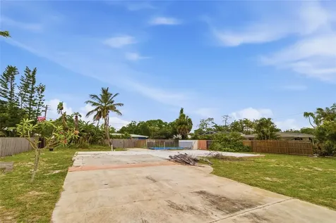 1308 62nd Street NW Bradenton FL 34209