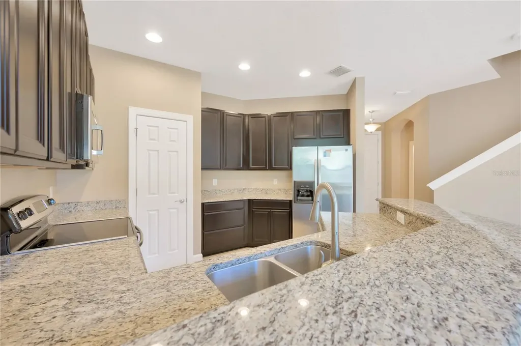 16065 Bella Woods Drive Tampa FL 33647