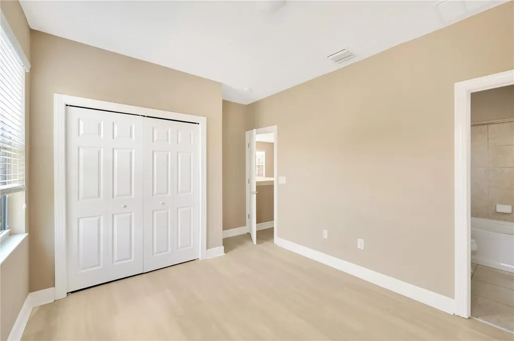 16065 Bella Woods Drive Tampa FL 33647