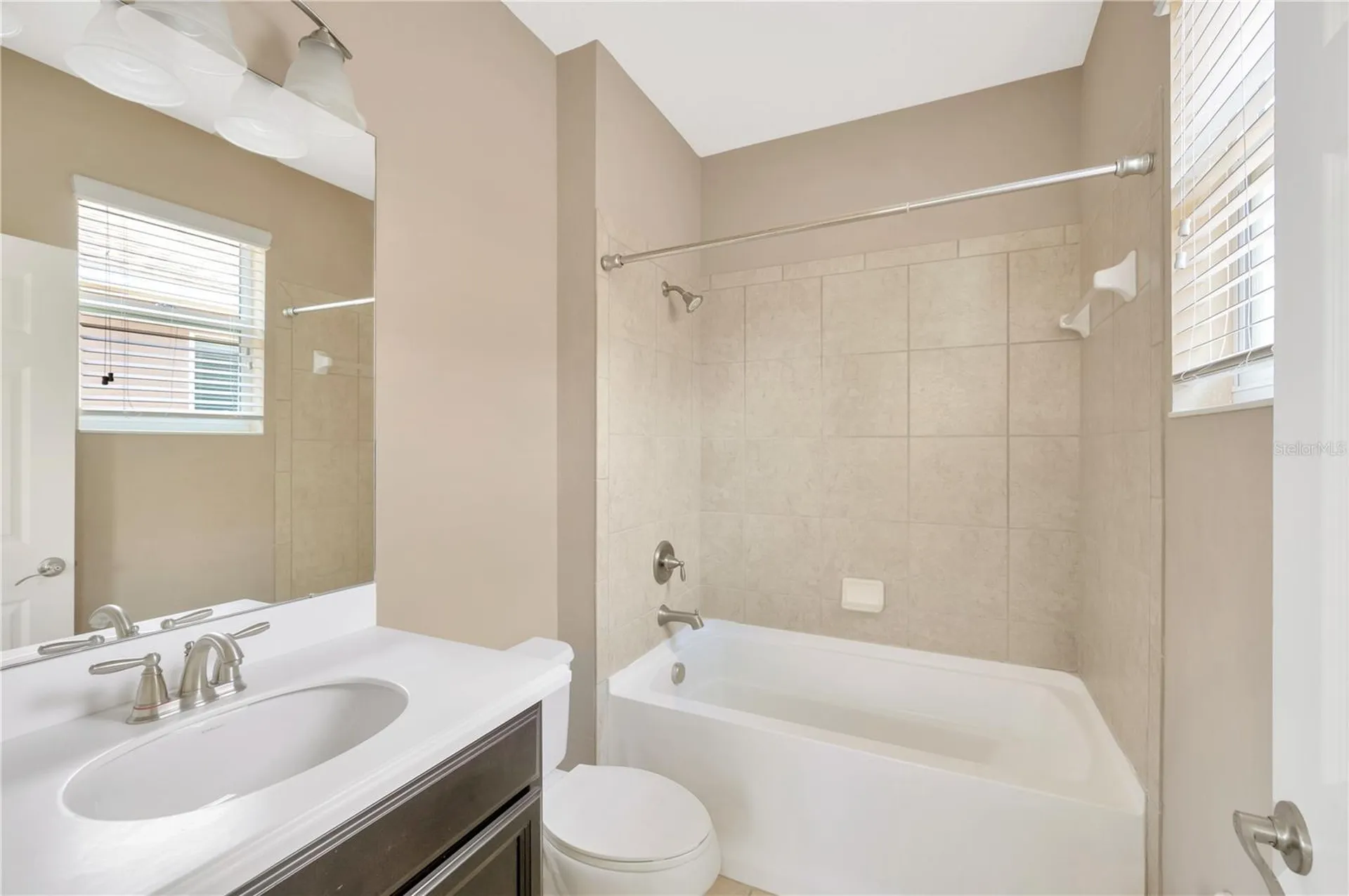 16065 Bella Woods Drive Tampa FL 33647