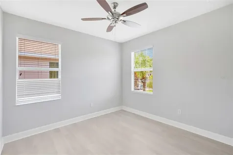 16065 Bella Woods Drive Tampa FL 33647