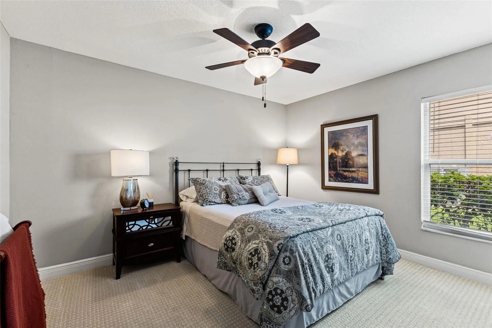 4315 Round Lake Tampa FL 33618