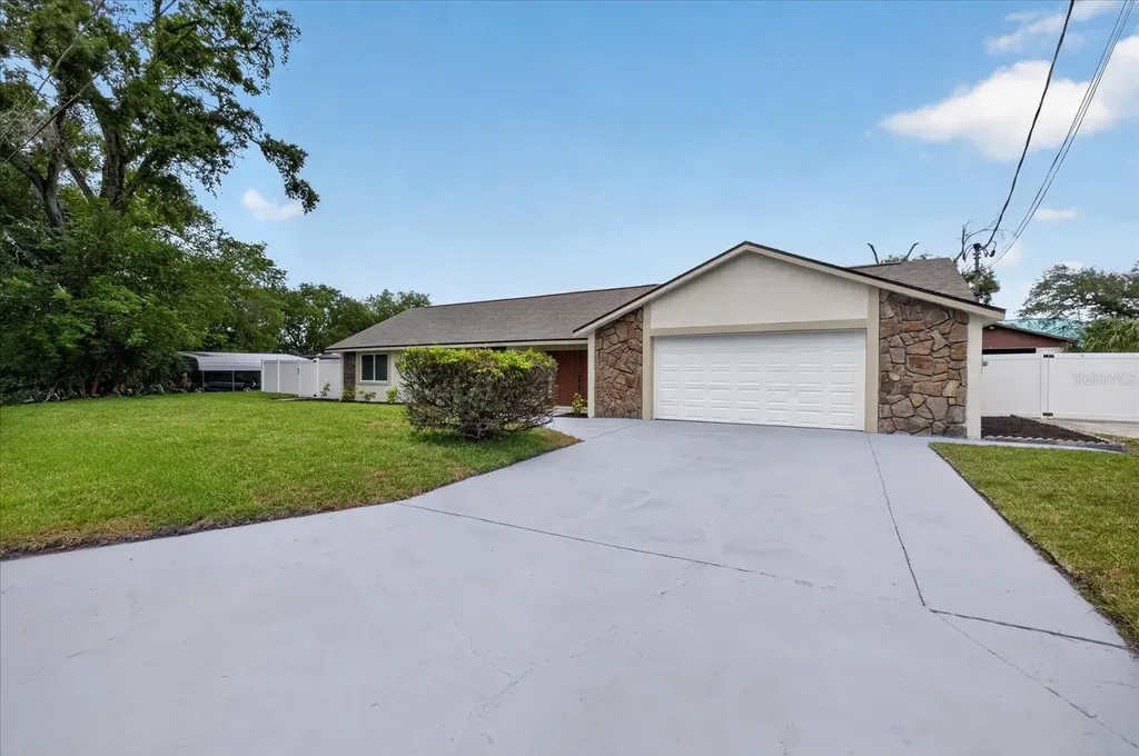 5302 E 14th Avenue Tampa FL 33619
