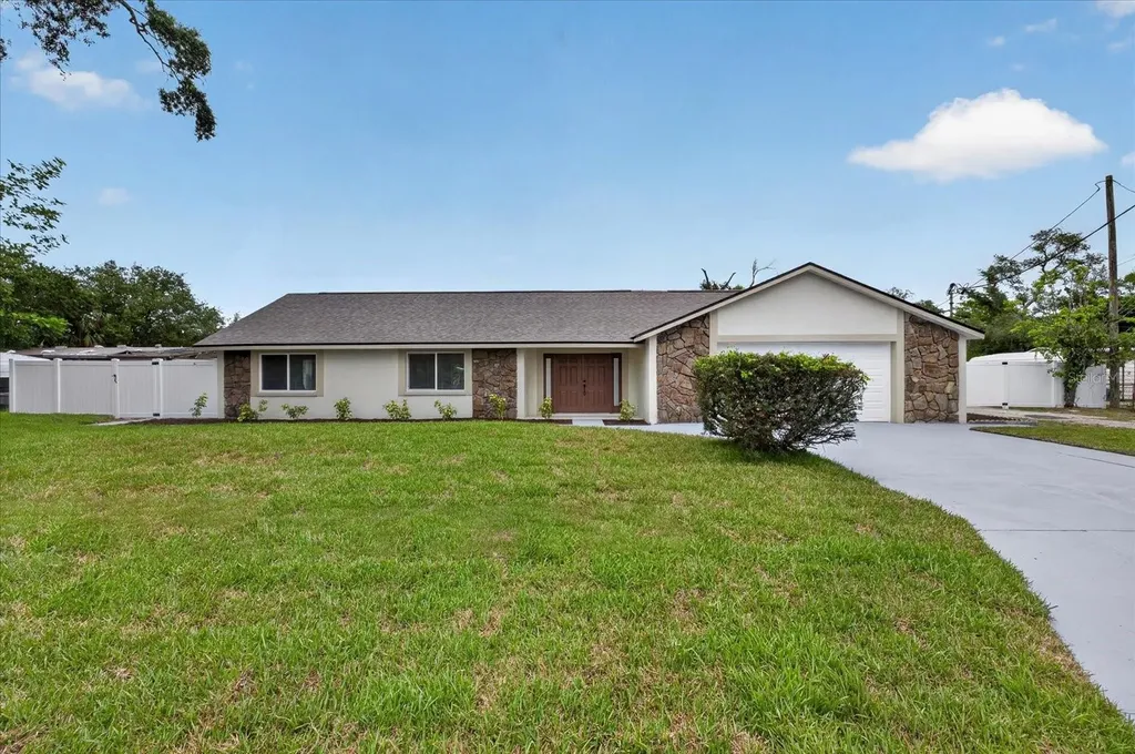 5302 E 14th Avenue Tampa FL 33619