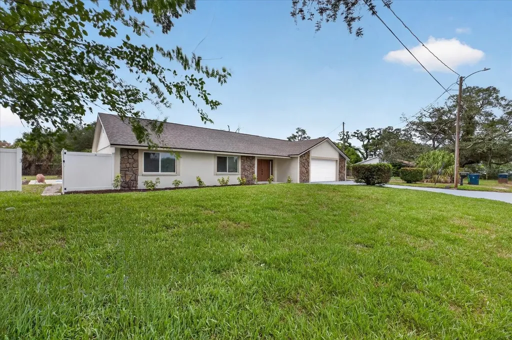 5302 E 14th Avenue Tampa FL 33619