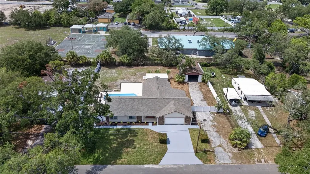 5302 E 14th Avenue Tampa FL 33619