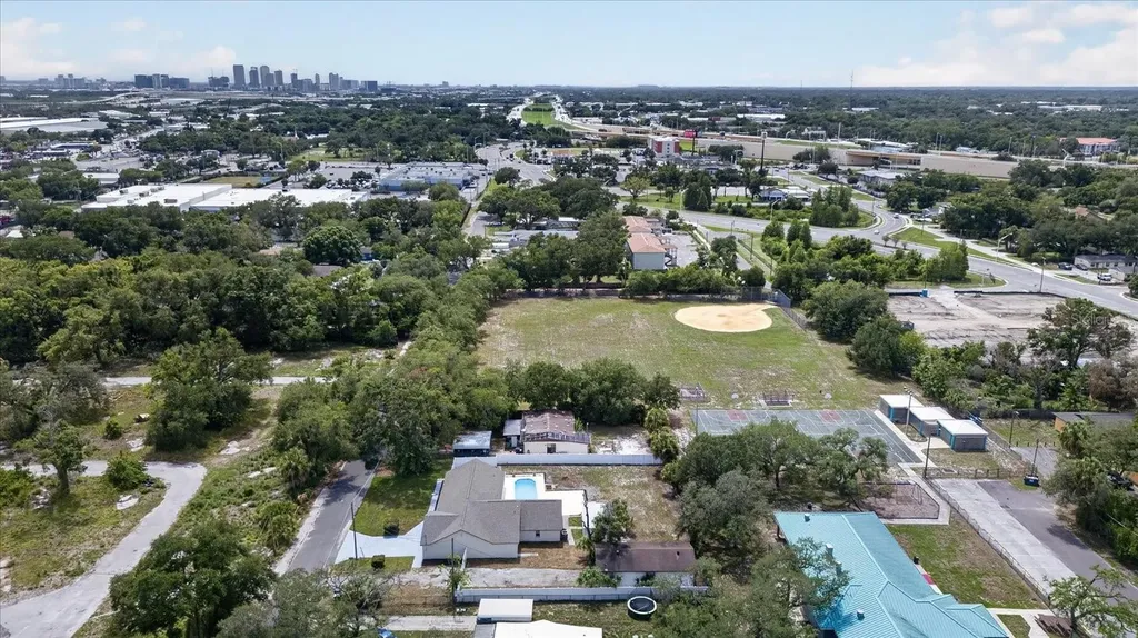 5302 E 14th Avenue Tampa FL 33619