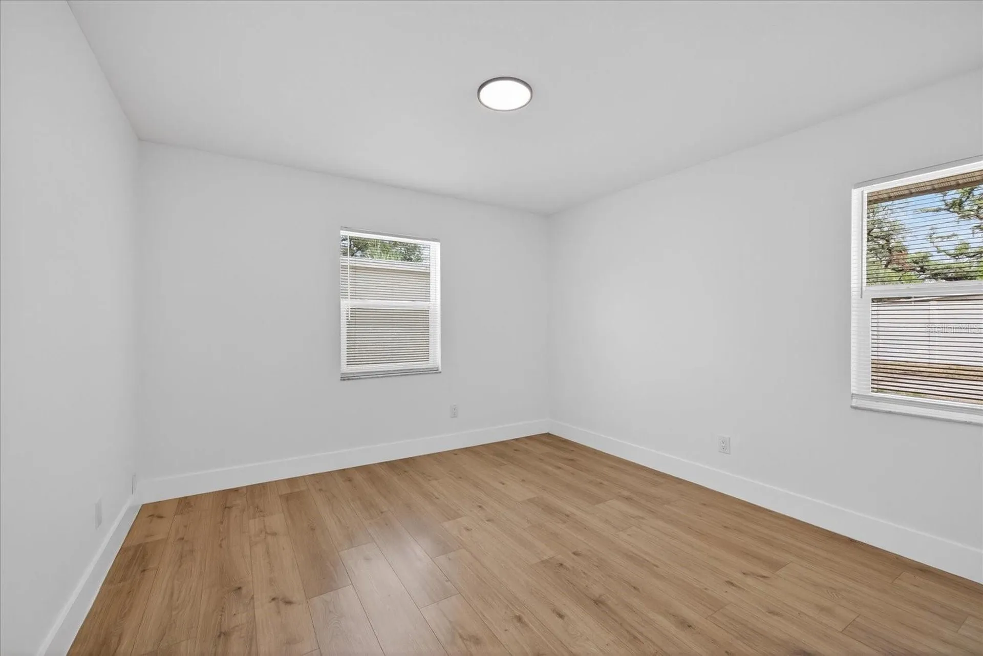 5302 E 14th Avenue Tampa FL 33619
