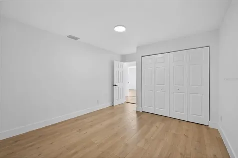 5302 E 14th Avenue Tampa FL 33619