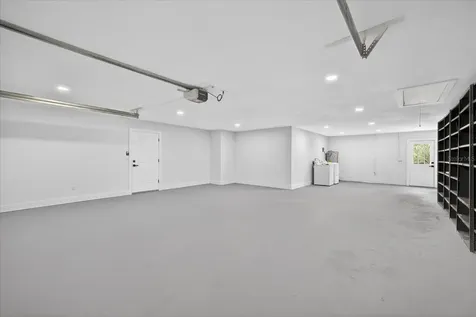 5302 E 14th Avenue Tampa FL 33619