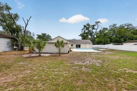 5302 E 14th Avenue Tampa FL 33619