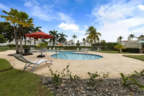 15 1 Villas Del Golf Oest Kenedy Dorado PR 00646