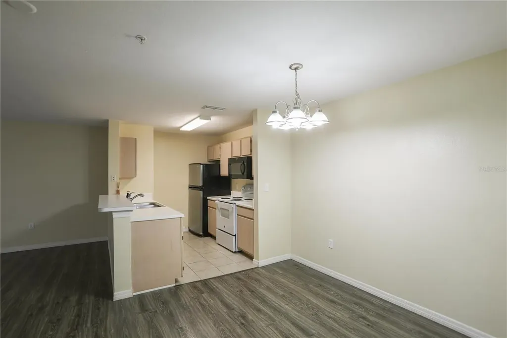 5451 Vineland Road Orlando FL 32811