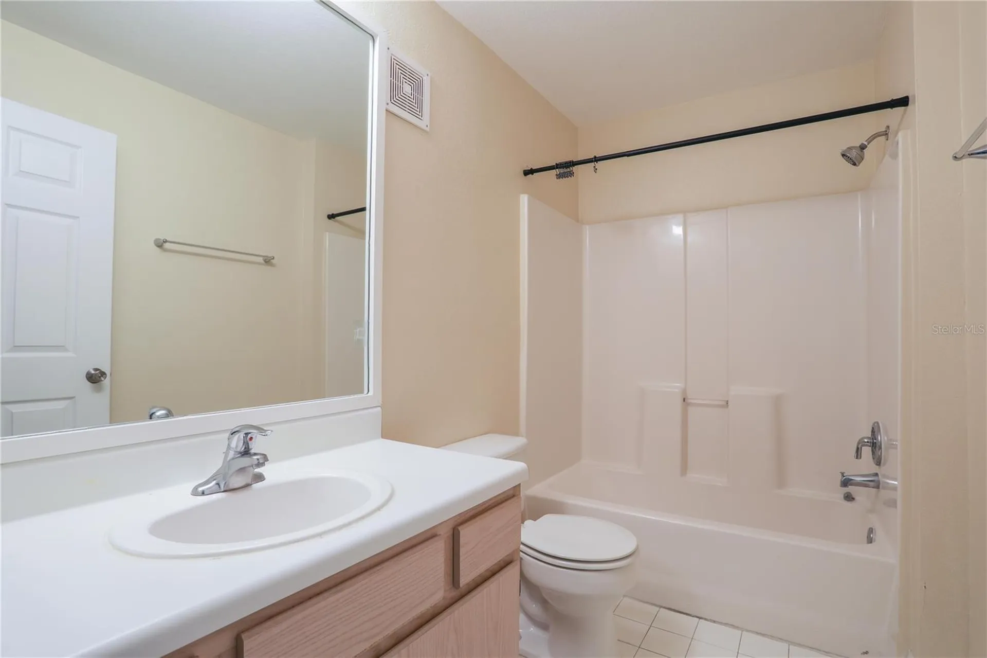 5451 Vineland Road Orlando FL 32811
