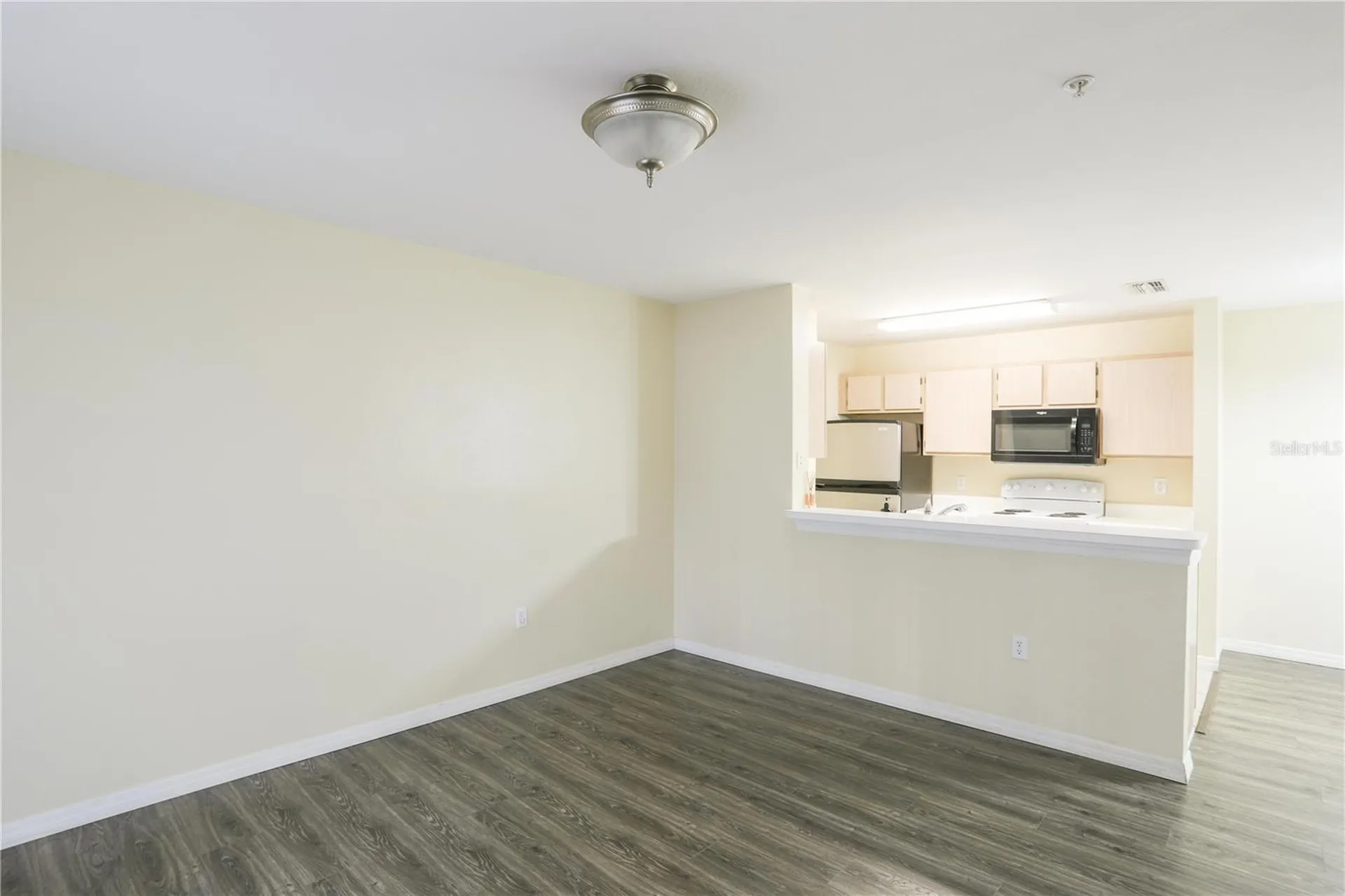 5451 Vineland Road Orlando FL 32811