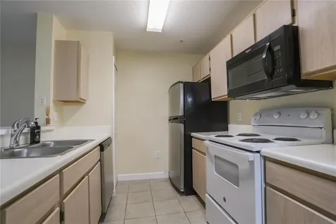 5451 Vineland Road Orlando FL 32811