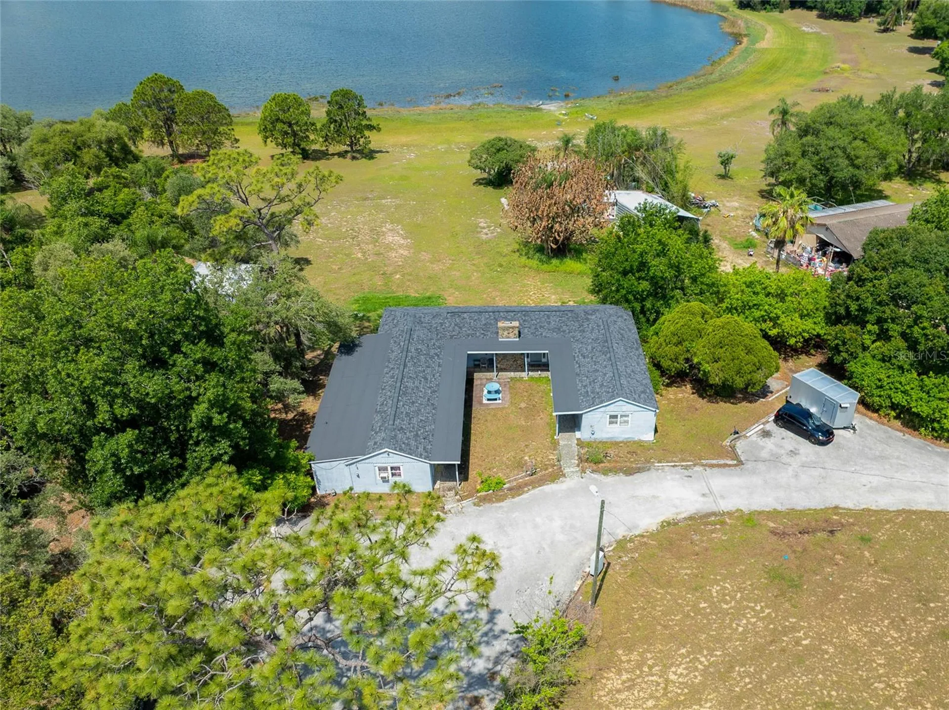 1210 State 17 Road S Dundee FL 33838
